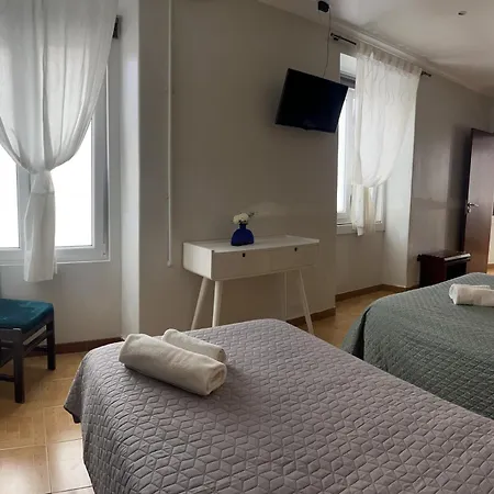 Πανσιόν Residencia Aviz *